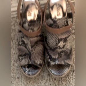 New IN THE BOX CARLOS SANTANA  SNAKE SKIN  LEATHER UPPER, wedge sandals! Sz. 10